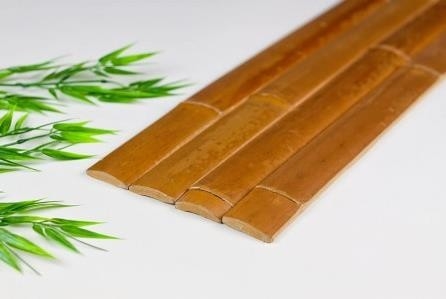 Biodegradowalne naturalne pół bambusowe słupki Rozmiar listew bambusowych dostosowany do dekoracji