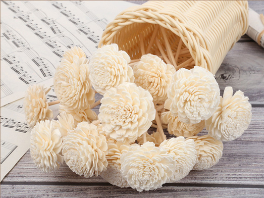 Pachnący dyfuzor trzcinowy z suszonego drewna Sola Flower 15 cm z bawełnianym knotem do dekoracji