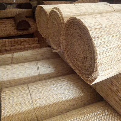 Naturalne wiklinowe panele ogrodzeniowe Rolkowe lekkie ogrodzenie z wierzby dla prywatności na podwórkach