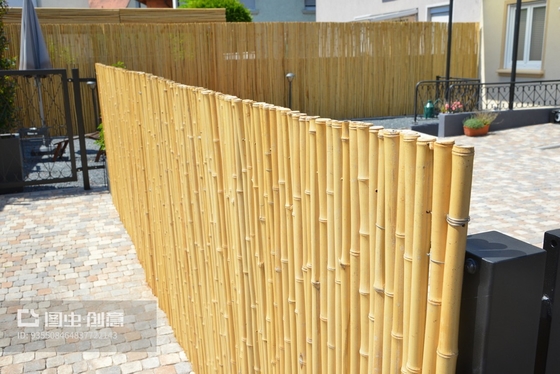 Chiny Dostawca Bamboo Border Ogrodzenie naturalne Bamboo Reed Ogrodzenie Natury lub Czarny Kolor Do Ogrodu Ogrodu