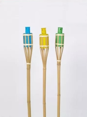Naturalny bamboo Tiki Torch z czarnym metalowym uchwytem wick dla dekoracji zewnętrznej